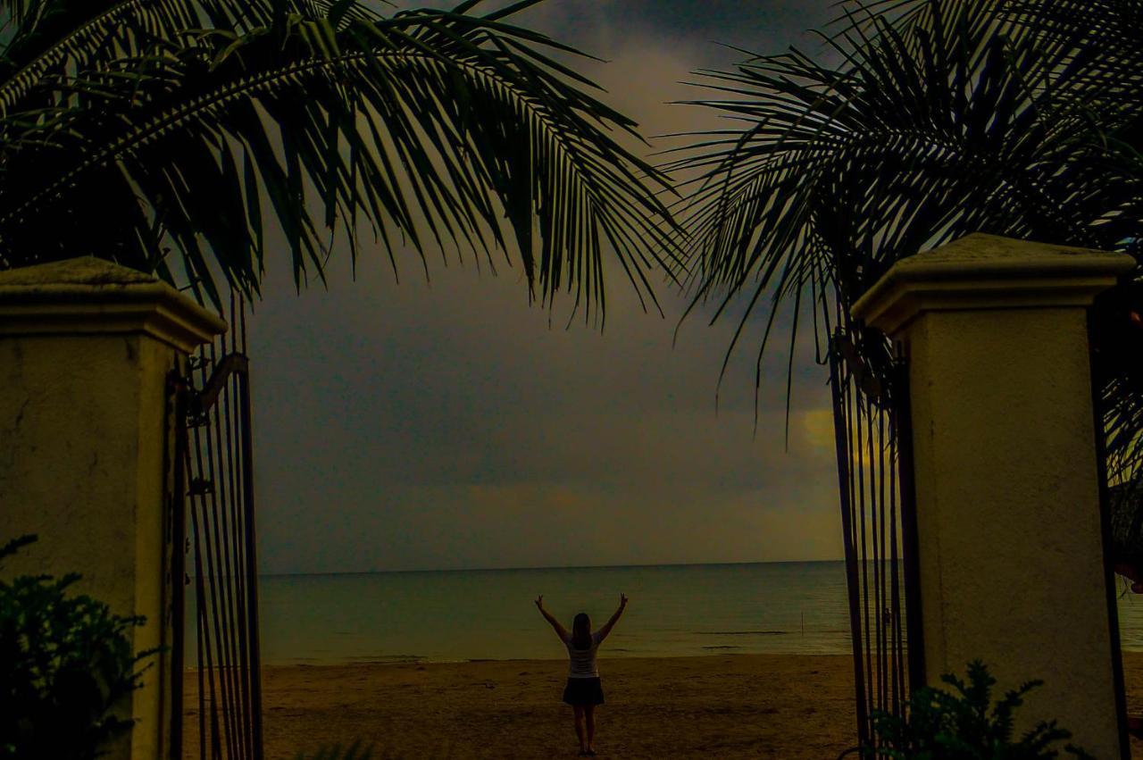 Camaya-An Paradise Beach Resort Malabugas Екстер'єр фото